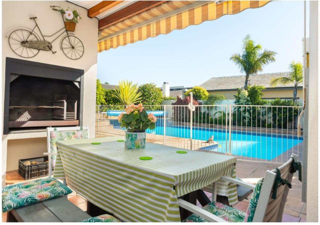 Meerendal Cottage-Affordable Luxury-Private Garden With Pool & Hot Tub Kapsztad Zewnętrze zdjęcie