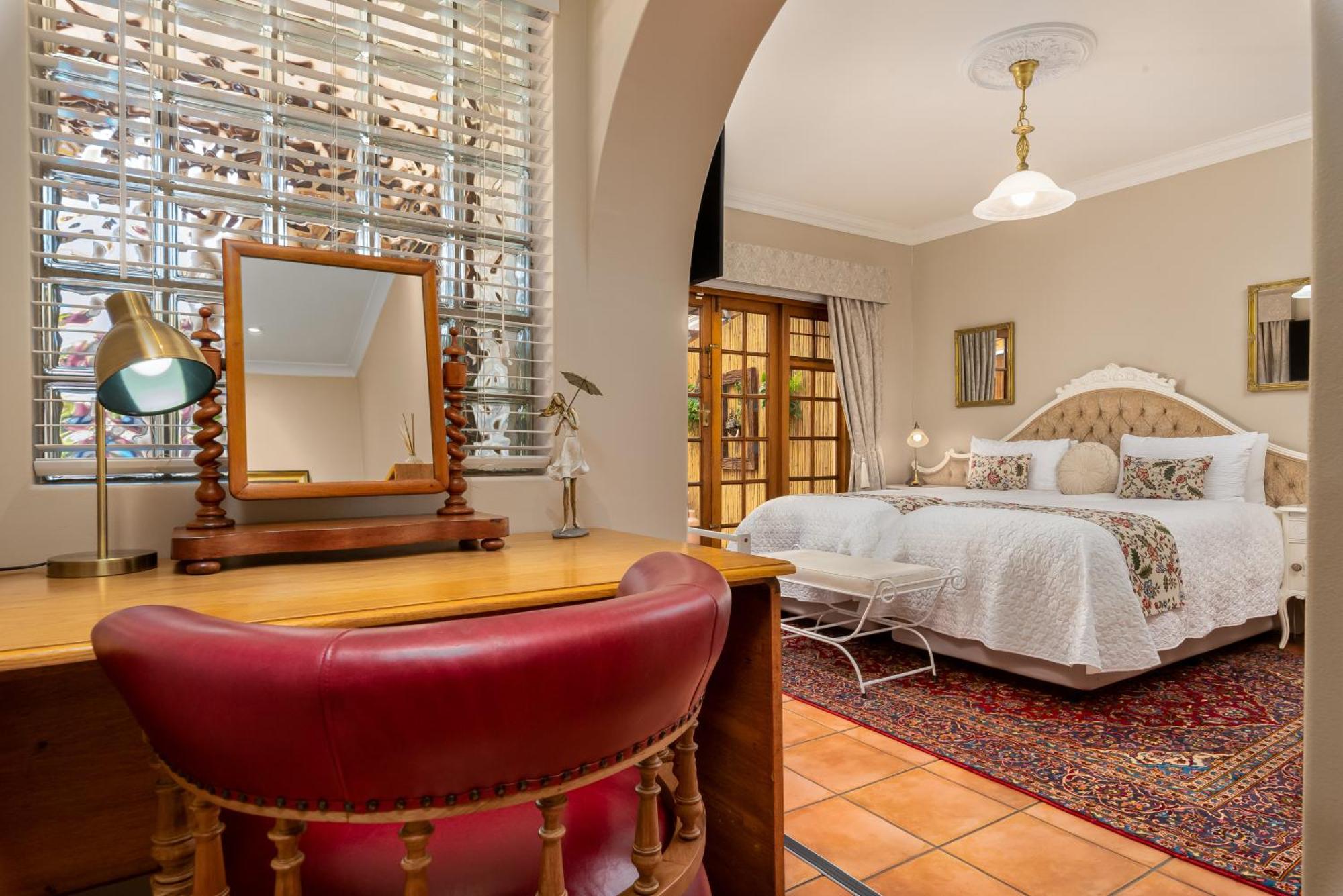 Meerendal Cottage-Affordable Luxury-Private Garden With Pool & Hot Tub Kapsztad Zewnętrze zdjęcie
