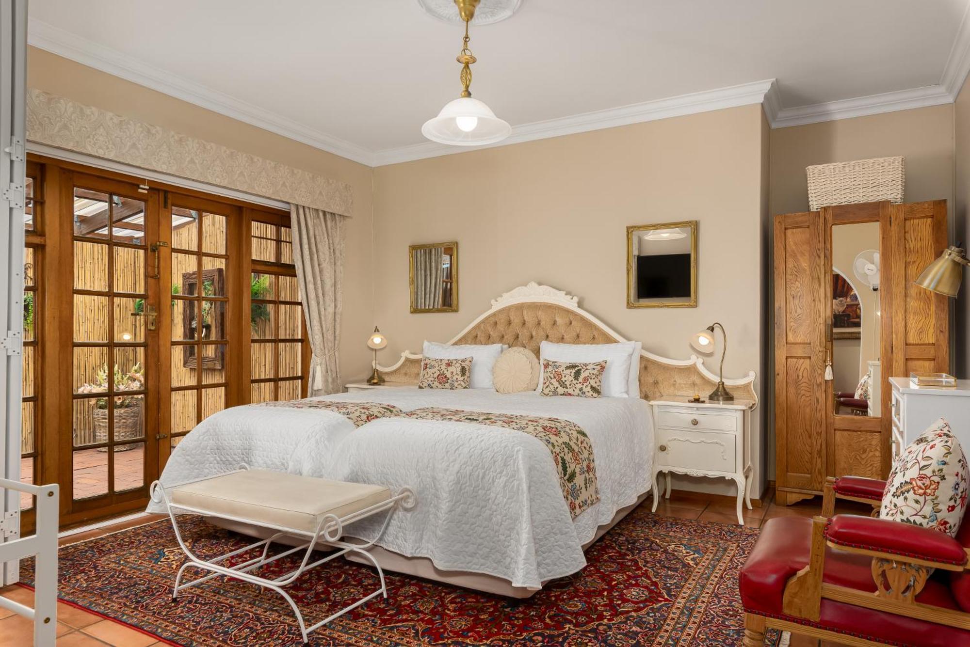 Meerendal Cottage-Affordable Luxury-Private Garden With Pool & Hot Tub Kapsztad Zewnętrze zdjęcie