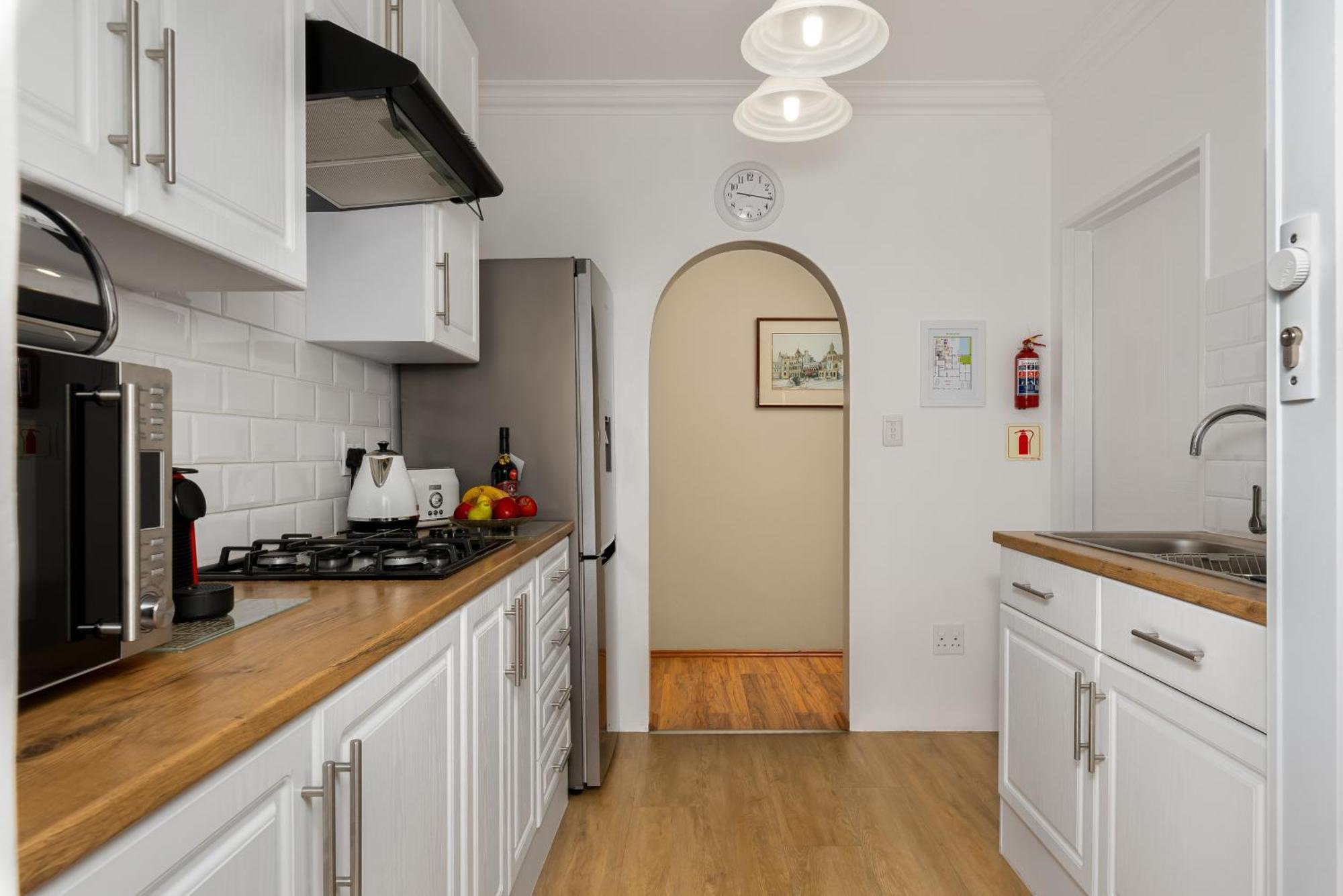 Meerendal Cottage-Affordable Luxury-Private Garden With Pool & Hot Tub Kapsztad Zewnętrze zdjęcie