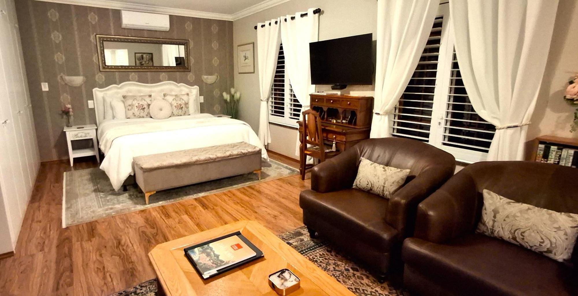 Meerendal Cottage-Affordable Luxury-Private Garden With Pool & Hot Tub Kapsztad Zewnętrze zdjęcie